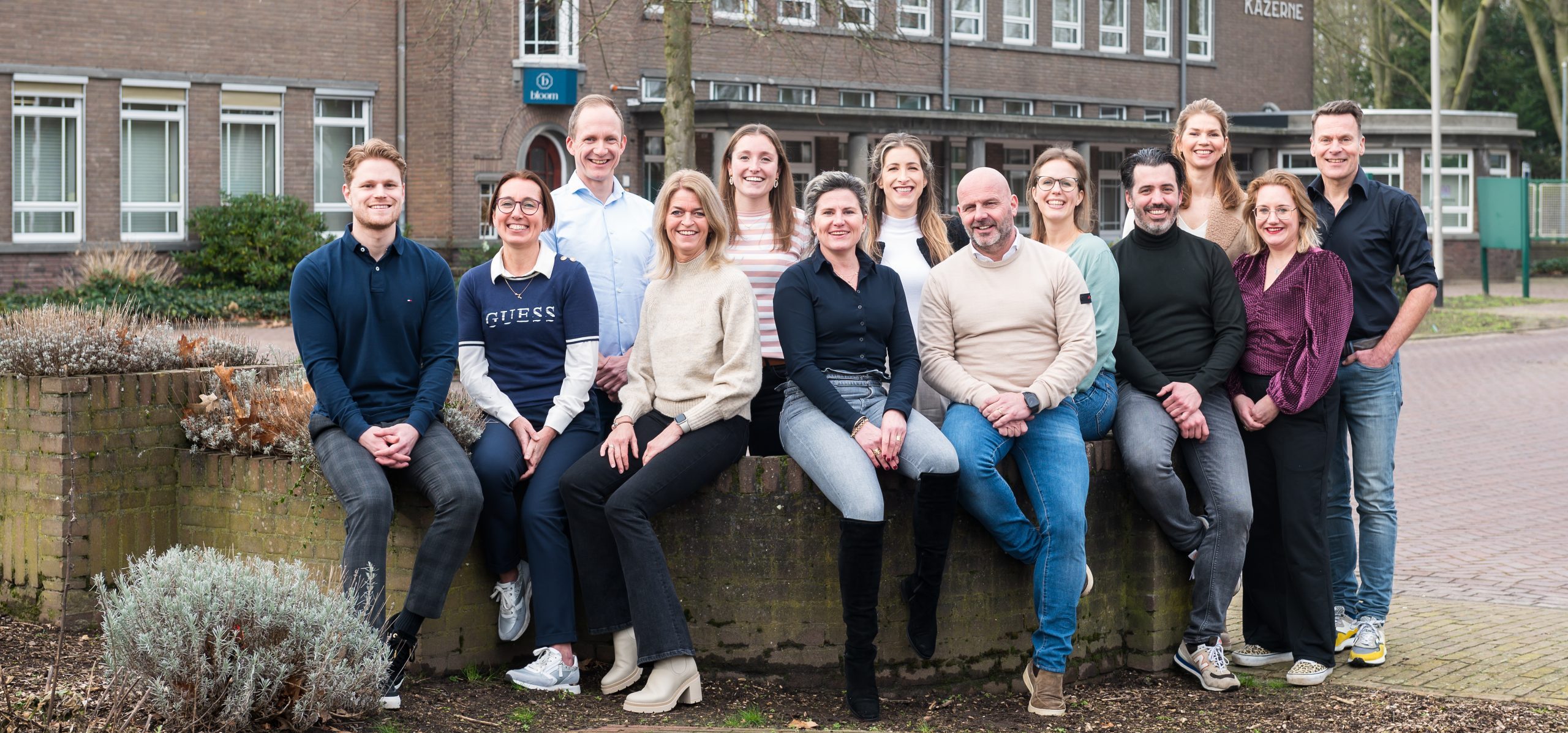Het team van deskundige zorgverleners van Bloom Weert